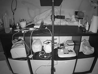 voyeurcam-julmodels-whitebed-6 live cam profile