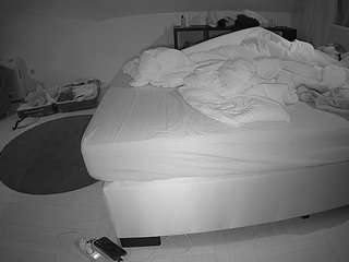 voyeurcam-julmodels-whitebed-6 Live Webcam on CamSoda