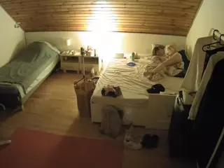 Julmodels Bedroom-A 2's Live Sex Cam Show