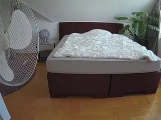 Julmodels Bedroom-A 2's Live Sex Cam Show