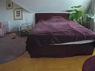 Julmodels Bedroom-A 2's Live Sex Cam Show