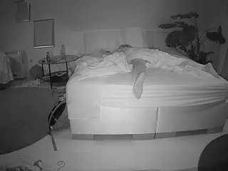Julmodels Bedroom-A 2's Live Sex Cam Show