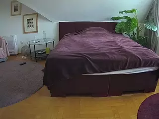 Julmodels Bedroom-A 2's Live Sex Cam Show