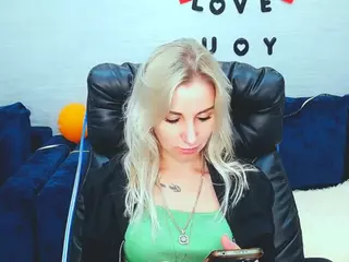 rose-shine's Live Sex Cam Show