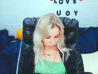 rose-shine's Live Sex Cam Show