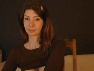 whitequeen888 webcam model