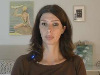whitequeen888 live webcam show
