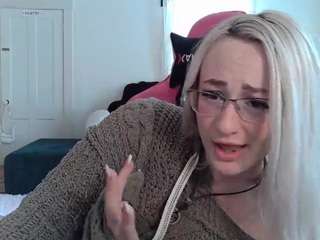 Live webcam model ashleyluv on Soda Cams