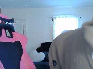 Live webcam model ashleyluv on Soda Cams