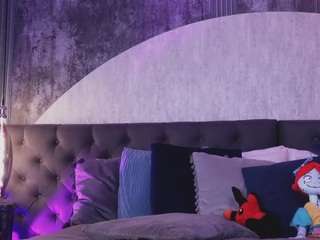 charlotte-german... Live Webcam on CamSoda