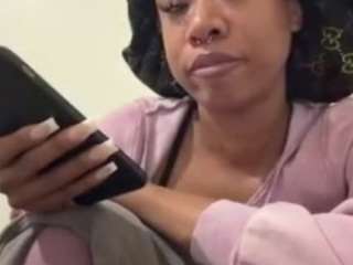 brownskinmami Live Webcam on CamSoda