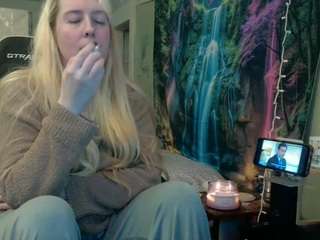 le modèle candismiths est en webcam porno dans un show sur le site camsoda, il possède les tags suivants: amateur,blowjob,twerk,toys,smoking,party,lush,lovense,kinky,housewife,flashing,drinking,doggy style,dirtytalk,dirtydancin,dildo or vibrator,deepthroat,dance,blue eyes,big tits
