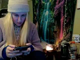 le modèle candismiths est en webcam porno dans un show sur le site camsoda, il possède les tags suivants: amateur,blowjob,twerk,toys,smoking,party,lush,lovense,kinky,housewife,flashing,drinking,doggy style,dirtytalk,dirtydancin,dildo or vibrator,deepthroat,dance,blue eyes,big tits