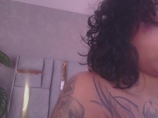 juliia-rose Live Webcam on CamSoda