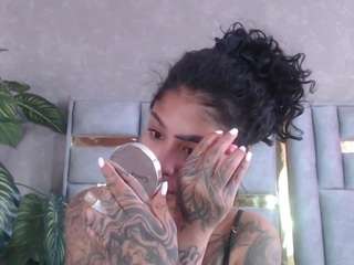  juliia-rose chat room