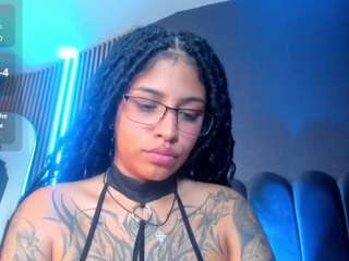 juliia-rose webcam model