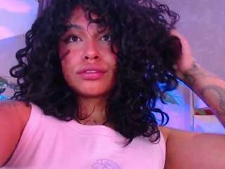 juliia-rose webcam model