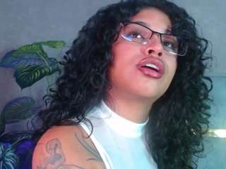 juliia-rose webcam model