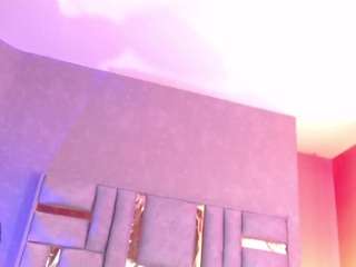 juliia-rose's CamSoda show and profile