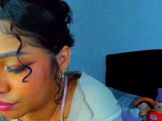 juliia-rose Live Webcam on CamSoda