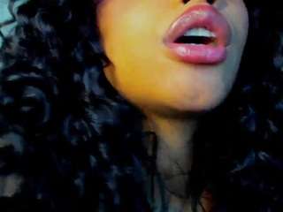 juliia-rose live webcam show