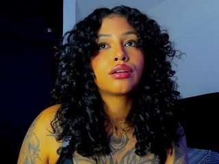 juliia-rose live webcam show