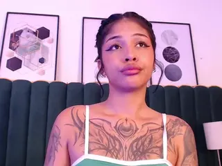 juliia-rose's Live Sex Cam Show