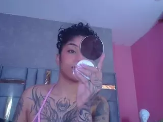 juliia-rose's Live Sex Cam Show