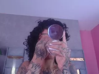 juliia-rose's Live Sex Cam Show
