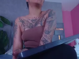 juliia-rose's Live Sex Cam Show