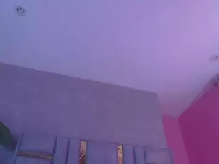 juliia-rose's Live Sex Cam Show