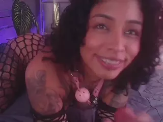 juliia-rose's Live Sex Cam Show
