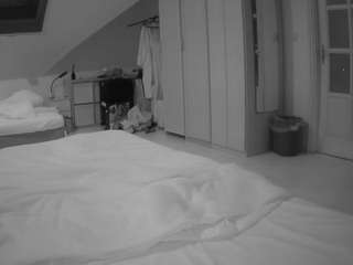 voyeurcam-julmod... Live Webcam on CamSoda