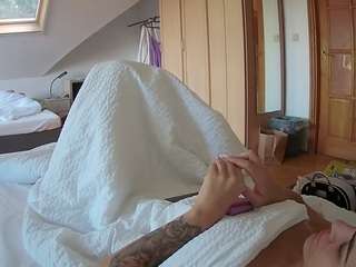 voyeurcam-julmodels-bed-1