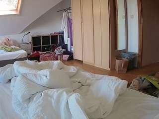voyeurcam-julmodels-... webcam