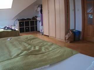 voyeurcam-julmodels-... webcam