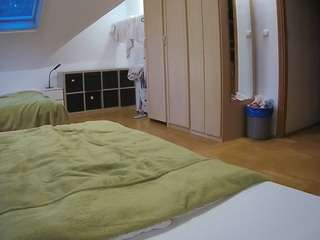 voyeurcam-julmodels-bed-1 Modèle Webcam Profil