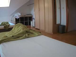 voyeurcam-julmodels-bed-1 - Cam en Direct