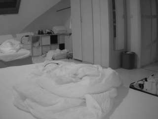 voyeurcam-julmod... Live Webcam on CamSoda