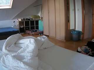 voyeurcam-julmodels-... webcam