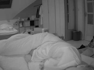 voyeurcam-julmod... Live Webcam on CamSoda