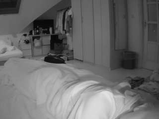 voyeurcam-julmod... Live Webcam on {site_name}