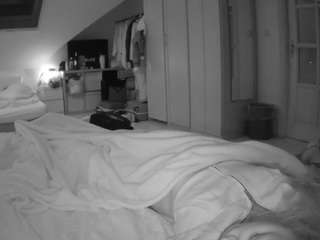 voyeurcam-julmod... Live Webcam on {site_name}