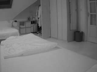 voyeurcam-julmodels-... webcam