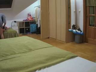 Julmodels Bedroom-D1 live webcam on Soda Cams