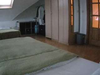 voyeurcam-julmodels-bed-1