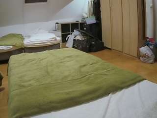 voyeurcam-julmodels-bed-1 live cam profile