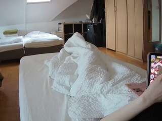 Julmodels Bedroom-D1 live webcam on Soda Cams