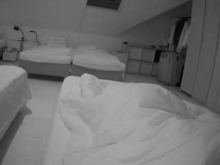 voyeurcam-julmod... Live Webcam on CamSoda