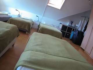voyeurcam-julmodels-bed-1